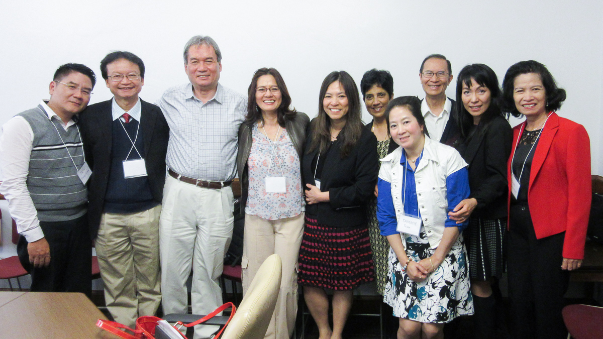 Chủ nhiệm Khoa thăm, làm việc tại một số ĐH Mỹ có giảng dạy tiếng Việt