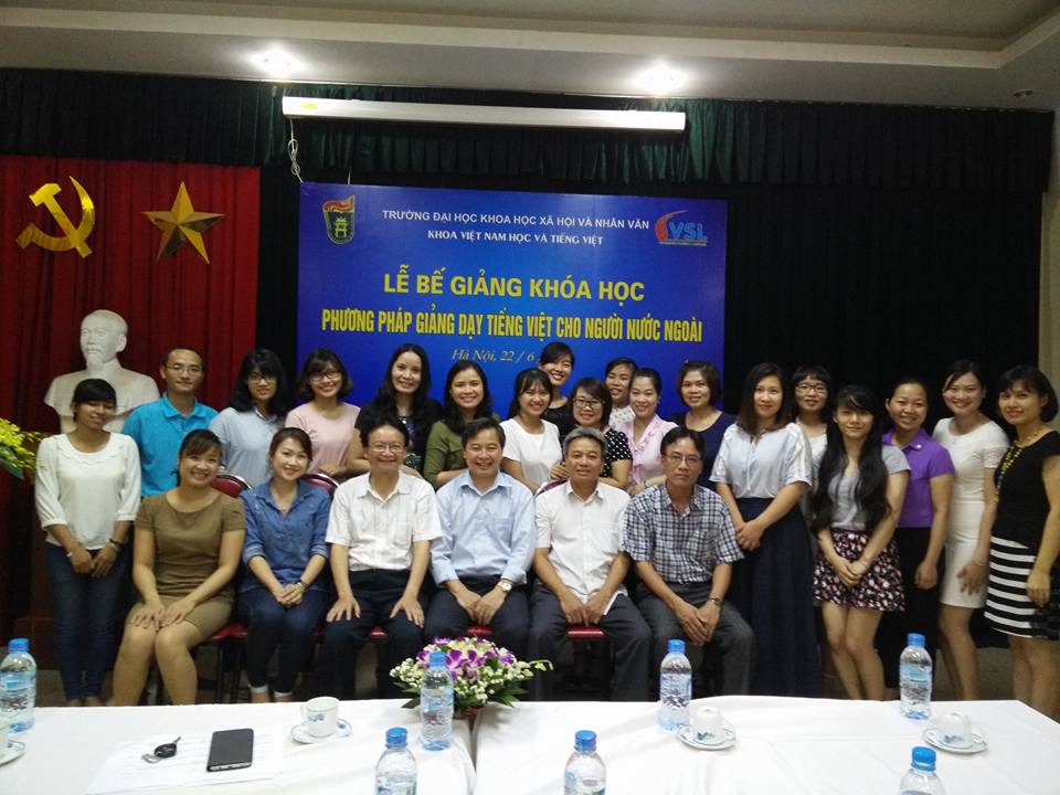 Bế giảng Khóa học Phương pháp giảng dạy tiếng Việt cho người nước ngoài