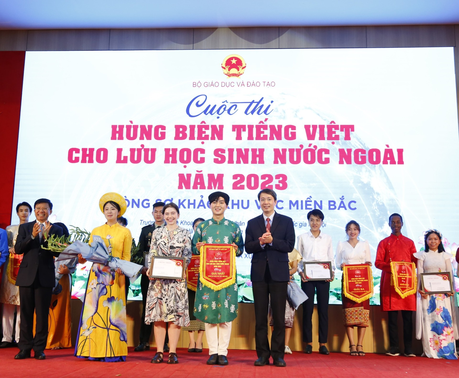 Những sinh viên nước ngoài đưa tiếng Việt ra thế giới