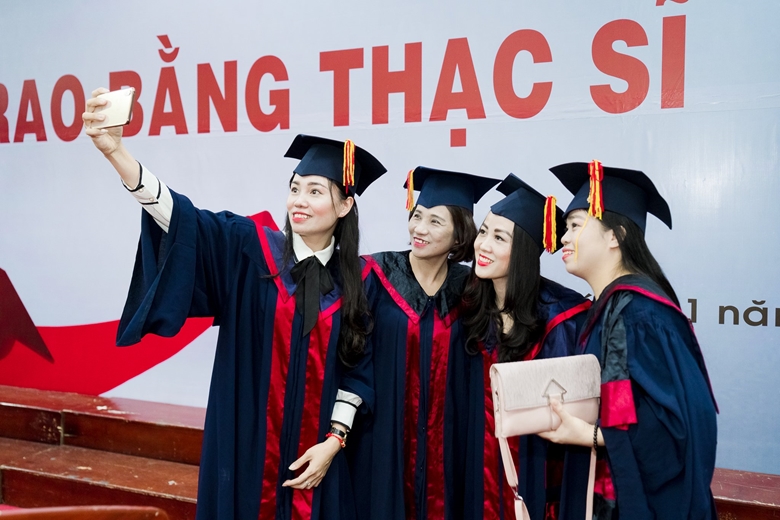 Trường Đại học Khoa học Xã hội và Nhân văn, Đại học Quốc gia Hà Nội thông báo tuyển sinh bổ sung sau Đại học các ngành.